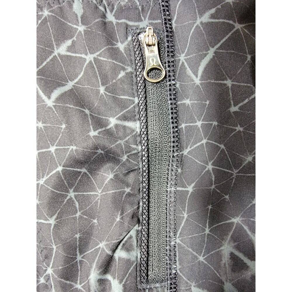 Lululemon Zip Pockets Black Leggings - sz 6 - Picture 5 of 7